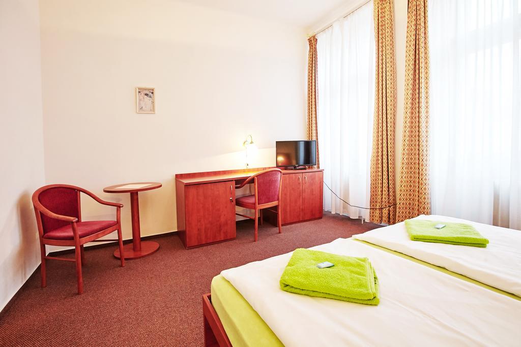 Wellness Hotel Central Klatovy Habitación foto